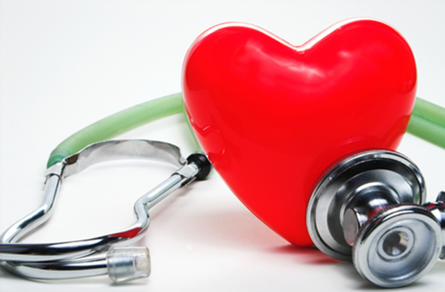 Нарушение ритма сердца: что это такое, классификация, причины, симптомы и лечение