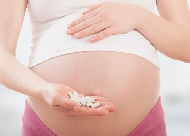 Чем можно снизить высокое давление при беременности: таблетки и препараты от гипертонии
