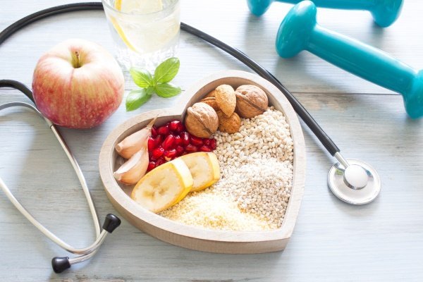 Какой плод полезен при тахикардии сердца: продукты, снижающие пульс, диета