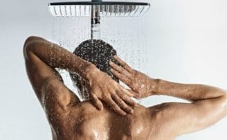 Контрастный душ при ВСД: как правильно принимать.