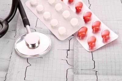 Ноющая боль в сердце и учащенное сердцебиение, тахикардия: причины, лечение