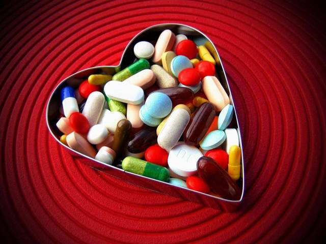 Какие сердечные препараты и таблетки могут вызвать остановку сердца в домашних условиях