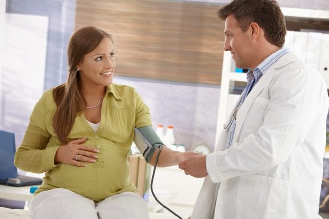 Как понизить давление при беременности народными средствами: что делать