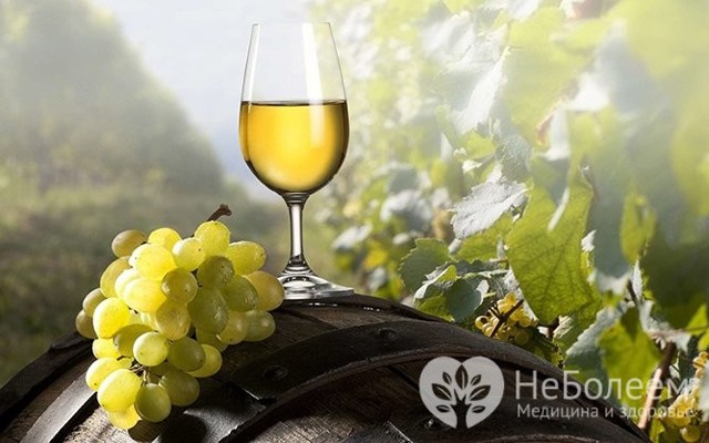 Красное и белое сухое вино повышает или понижает давление?